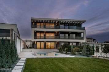 CERNICA,VILA PREMIUM ,5 CAMERE,453 MP,TEREN 587 MP,PISCINA, anunturi imobiliare Bucuresti