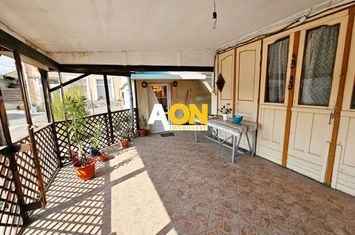 Casa 4 camere, 525 mp teren, zona Centru anunturi imobiliare Alba