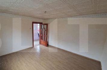 Casă - 4 camere de vanzare DOROHOI - Botosani anunturi imobiliare Botosani