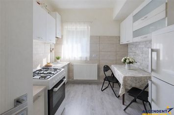 Garsonieră de inchiriat TRACTORUL - Brasov anunturi imobiliare Brasov