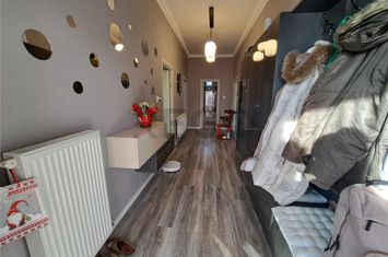 Casă - 4 camere de vanzare BORS  - Bihor anunturi imobiliare Bihor