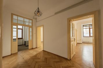 Apartament 4 camere de inchiriat KISELEFF - Bucuresti anunturi imobiliare Bucuresti