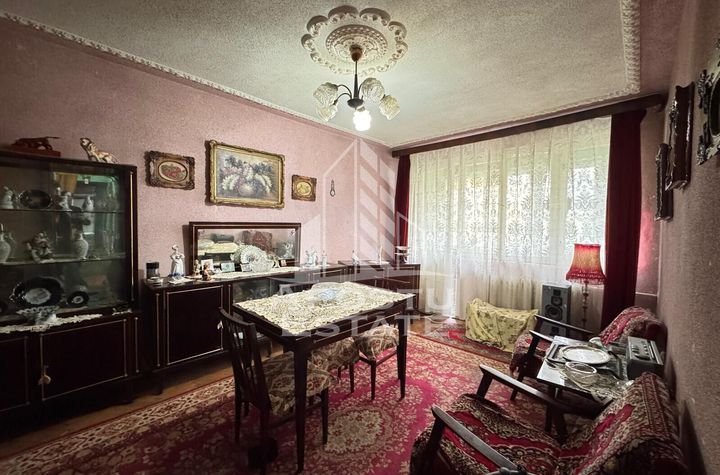 Apartament cu 3 camere, decomandat, zona Dacia anunturi imobiliare Timis