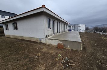 Casa 4 camere,2 băi,127 mp, 618mp teren,  0% comision anunturi imobiliare Mures