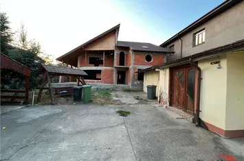 Casă - 4 camere de vanzare OBOR - Vrancea anunturi imobiliare Vrancea