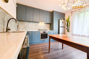 Apartament 2 camere de vanzare CENTRAL - Covasna anunturi imobiliare Covasna