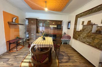 Casă - 4 camere de vanzare ORASTIE - Hunedoara anunturi imobiliare Hunedoara