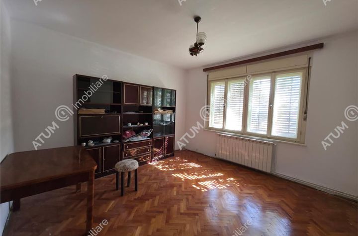 Casă - 3 camere de inchiriat CALEA POPLACII - Sibiu anunturi imobiliare Sibiu