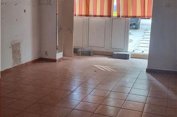 Spațiu comercial de vanzare CENTRAL - Valcea anunturi imobiliare Valcea