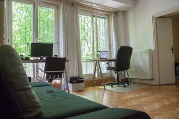 Vanzare apartament 2 camere hochparter boxa Palatul Cotroceni anunturi imobiliare Bucuresti