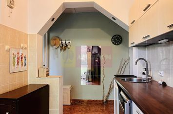 Apartament 2 camere Brasov- Piata Astra. anunturi imobiliare Brasov