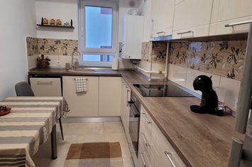 Garsonieră de vanzare TRACTORUL - Brasov anunturi imobiliare Brasov