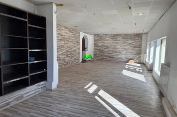 Spațiu comercial de inchiriat CALEA DUMBRAVII - Sibiu anunturi imobiliare Sibiu