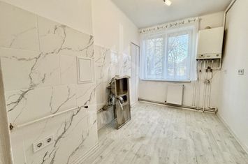 Apartament 3 camere | Etaj 1 | Balcon | 56mp | Calea Dumbrăvii – Zona ANAF anunturi imobiliare Sibiu