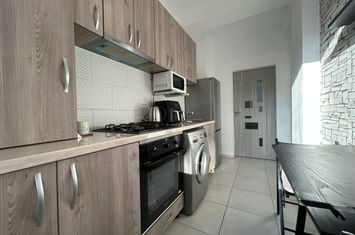 Apartament 2 camere Campus Universitate loc parcare centrala termica anunturi imobiliare Constanta