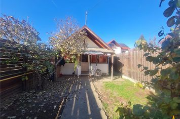 Casă - 2 camere de vanzare EXTERIOR EST - Brasov anunturi imobiliare Brasov