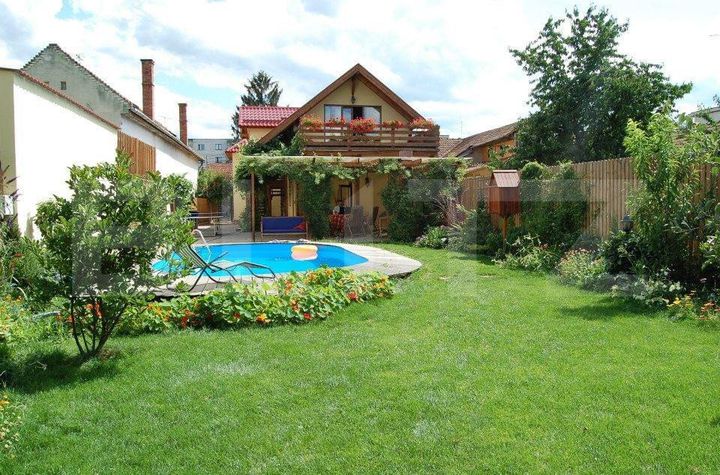 Casă - 5 camere de vanzare CLUJ-NAPOCA - Cluj anunturi imobiliare Cluj
