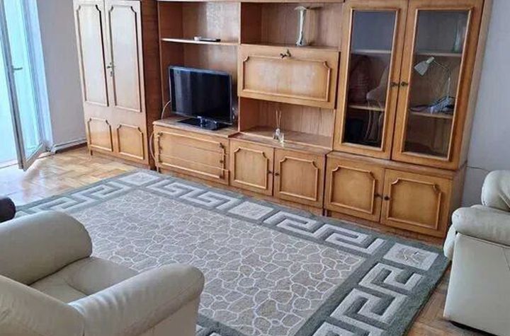 Apartament 4 camere, etaj intermediar, decomandat, zona Sigma Zorilor anunturi imobiliare Cluj