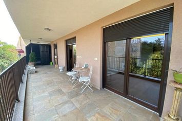 4-room apartment, generous terrace, Romana Square area anunturi imobiliare Bucuresti