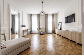Apartament premium cu 3 camere Ultracentral Comision 0 anunturi imobiliare Arad