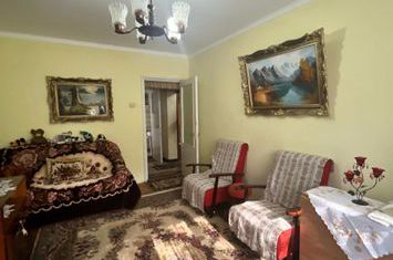 Apartament 3 camere de vanzare RADAUTI - Suceava anunturi imobiliare Suceava