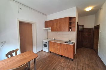 Garsonieră de inchiriat BRASOV - Brasov anunturi imobiliare Brasov