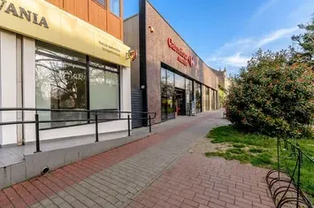Spatiu comercial de vanzare cu chirias Carrefour Market Arad anunturi imobiliare Arad