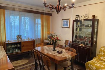 Apartament 3 camere de vanzare GARA - Vrancea anunturi imobiliare Vrancea