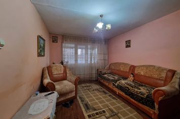 Apartament 2 camere de vanzare BANCA NATIONALA - Bacau anunturi imobiliare Bacau
