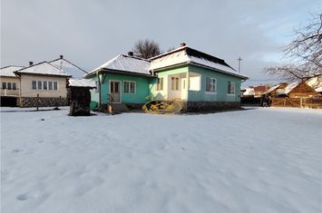 Casă - 3 camere de inchiriat GHEORGHENI - Harghita anunturi imobiliare Harghita