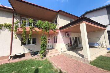 Vila de lângă Catedrala Ortodoxă ,,Sfânta Cuvioasă Parascheva" anunturi imobiliare Bucuresti