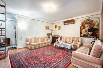 Apartament 3 camere de vanzare DOMENII - Bucuresti anunturi imobiliare Bucuresti