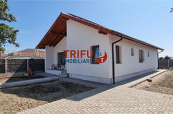 Casă - 4 camere de vanzare CENTRAL - Alba anunturi imobiliare Alba