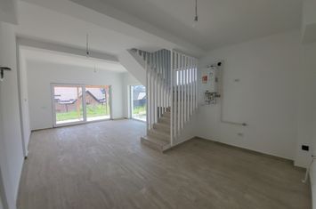 Vilă - 4 camere de vanzare HLINCEA - Iasi anunturi imobiliare Iasi