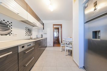 Apartament 4 camere de inchiriat CLUJ-NAPOCA - Cluj anunturi imobiliare Cluj