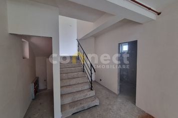Vilă - 5 camere de vanzare CLUJ-NAPOCA - Cluj anunturi imobiliare Cluj