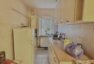 55.000 €, Garsonieră