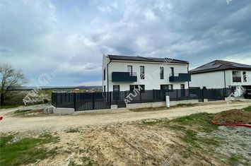 Vilă - 4 camere de vanzare CALEA CISNADIEI - Sibiu anunturi imobiliare Sibiu