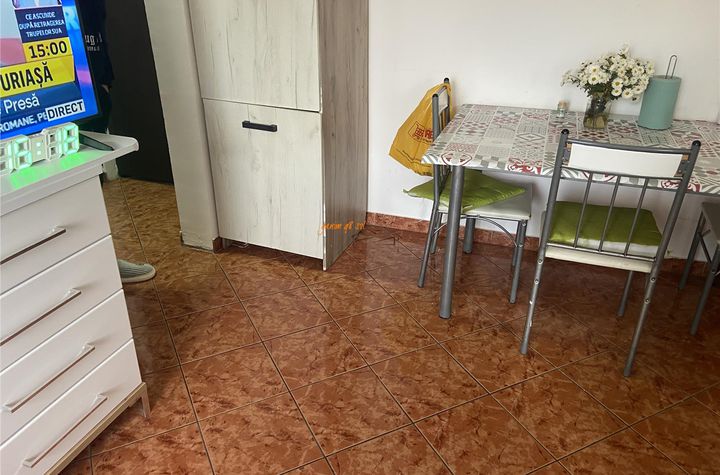 Apartament 2 camere de vanzare SUD - Vrancea anunturi imobiliare Vrancea
