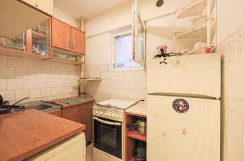 Apartament decomandat 2 camere – zona Banu Maracine - COMISION 0% anunturi imobiliare Arad