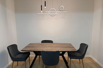 Apartament 2 camere de vanzare TRACTORU - Brasov anunturi imobiliare Brasov