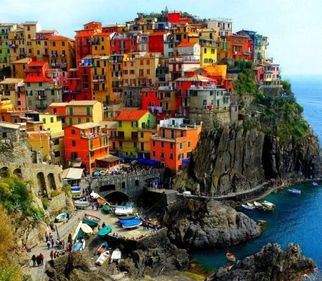 Top 10 – Cele mai colorate oraşe din lume