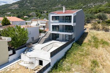 Vilă 300 mp, 3 niveluri, vedere la mare — Nea Iraklitsa anunturi imobiliare Grecia