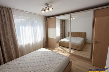 Apartament 2 camere de inchiriat TRACTORUL - Brasov anunturi imobiliare Brasov