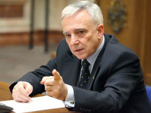 Băncile în 2009: credite neperformante, exces de prudenţă, câştiguri mai mici