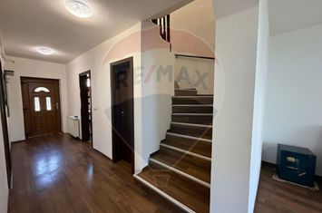 CASA  cu 5 camere de vanzare in Selimbar anunturi imobiliare Sibiu