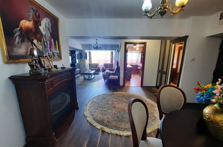 Inchiriere apartament de 3 camere in rondul Alba Iulia, mobilat LUX anunturi imobiliare Bucuresti