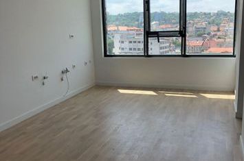Apartament 4 camere, finisat, cu parcare, in Ansamblul Maurer-Central anunturi imobiliare Cluj