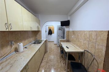 Apartament 2 camere de inchiriat EST - Vrancea anunturi imobiliare Vrancea