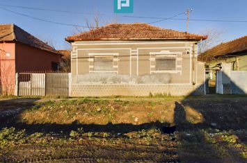Casă de vacanță de vânzare în Tauț anunturi imobiliare Arad
